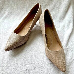 Champagne Gold Kitten Heel Pumps by Dream Pairs Size 8 M